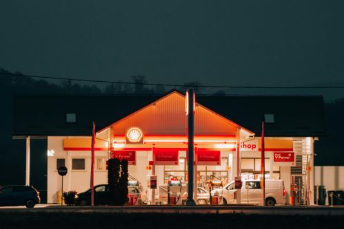 California's Updated Clean Fuel Standards Set to Take Effect